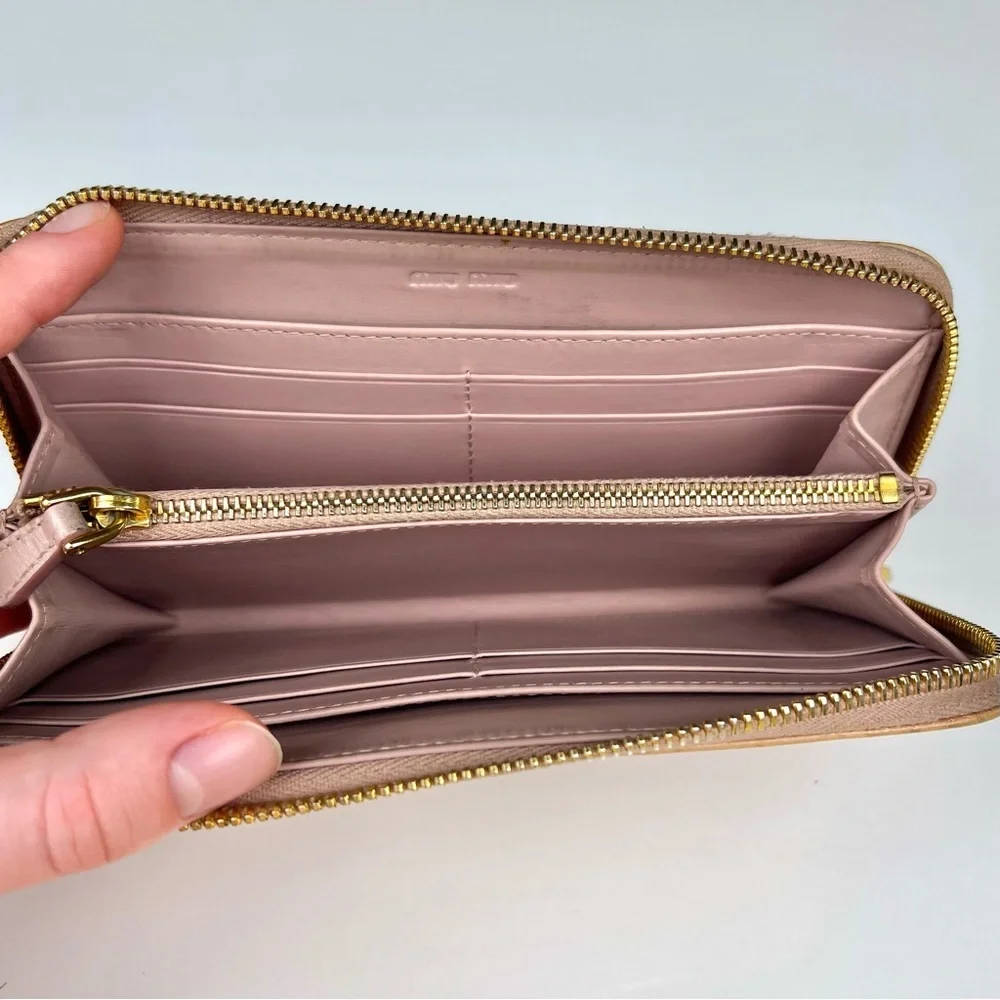Miu Miu Pink Croc-Embossed Wallet